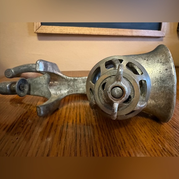 Vintage Kitchen Items Universal Meat Grinder #1, Hand Mixer and Chopper - Picture 5 of 7